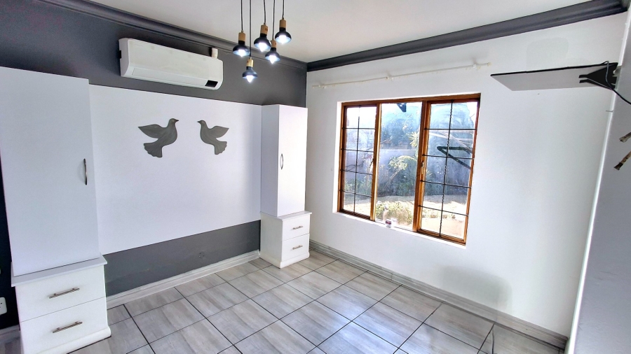 3 Bedroom Property for Sale in Vaalpark Free State